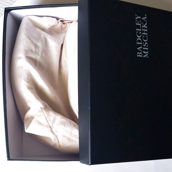 BADLEY MISCHA Pumps High Heel Sparkle Diamond Brooch Pointed The CHER Size 13M - Picture 12 of 12